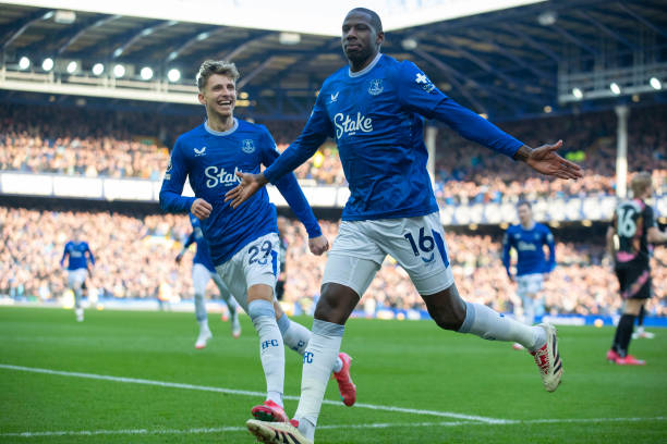 公开为平等 公开为平等